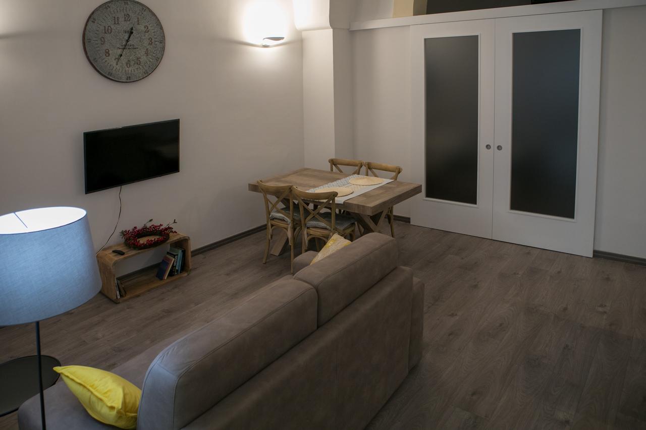 Miklu Luxury Suite Lecce Exteriör bild